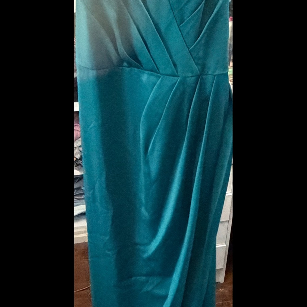 Elegant Teal Evening Dress